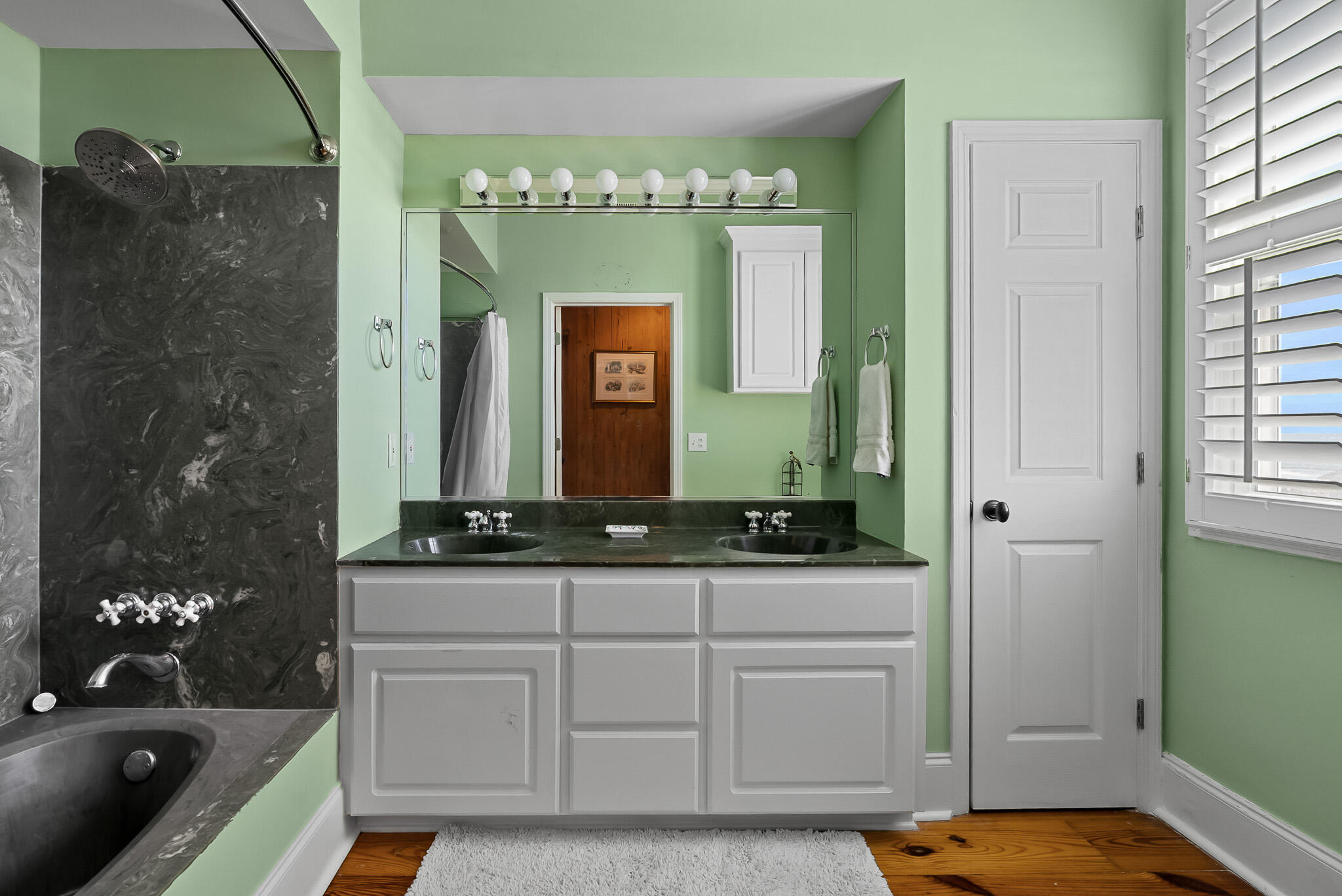 1024 W Ashley Avenue