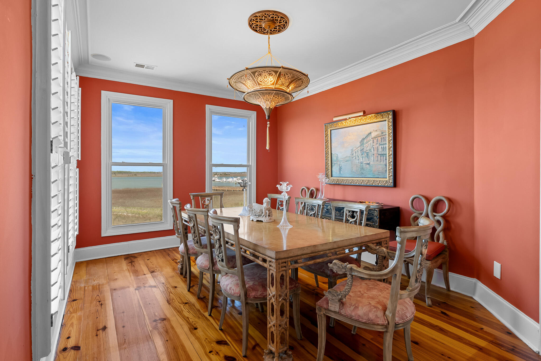 1024 W Ashley Avenue