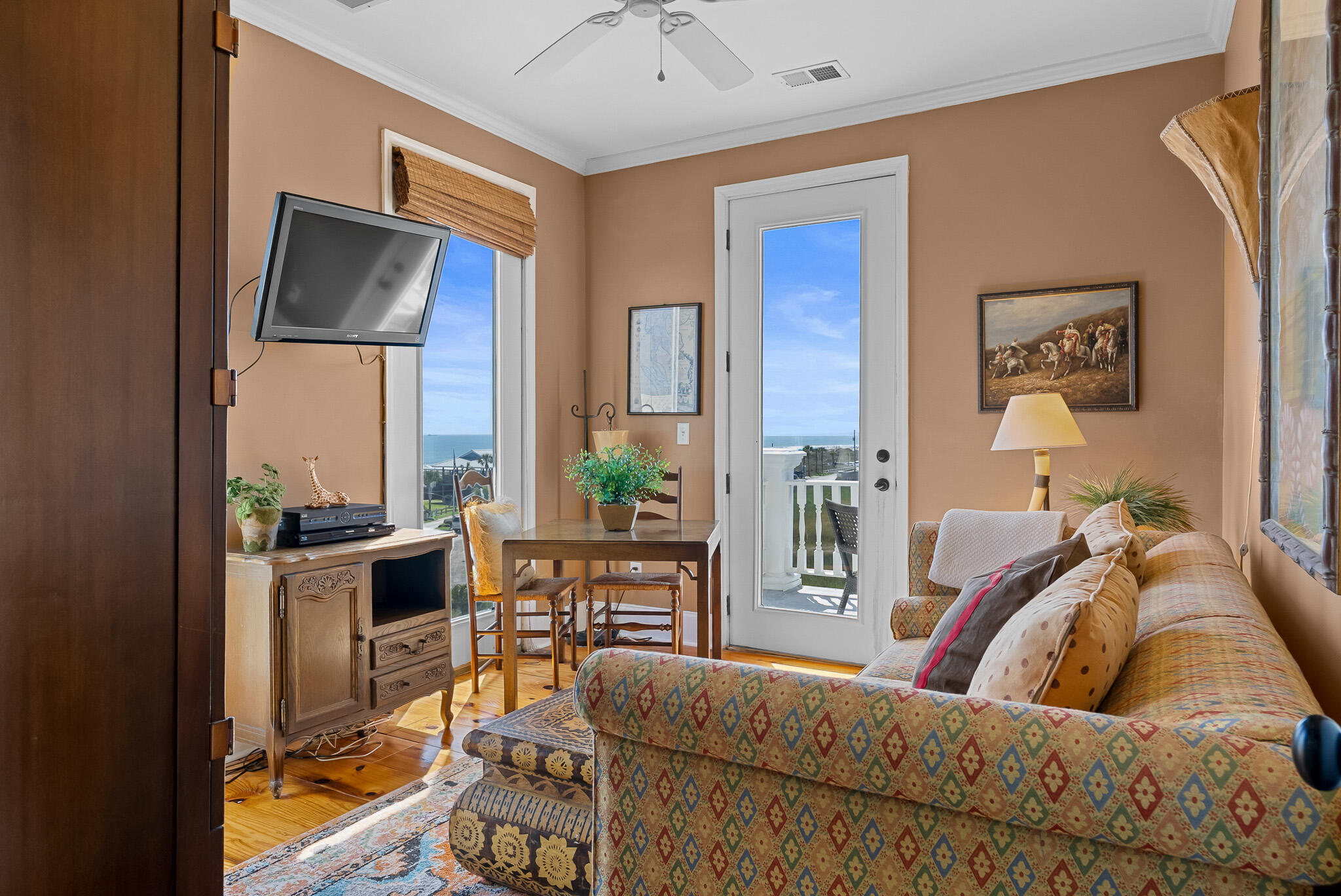 1024 W Ashley Avenue