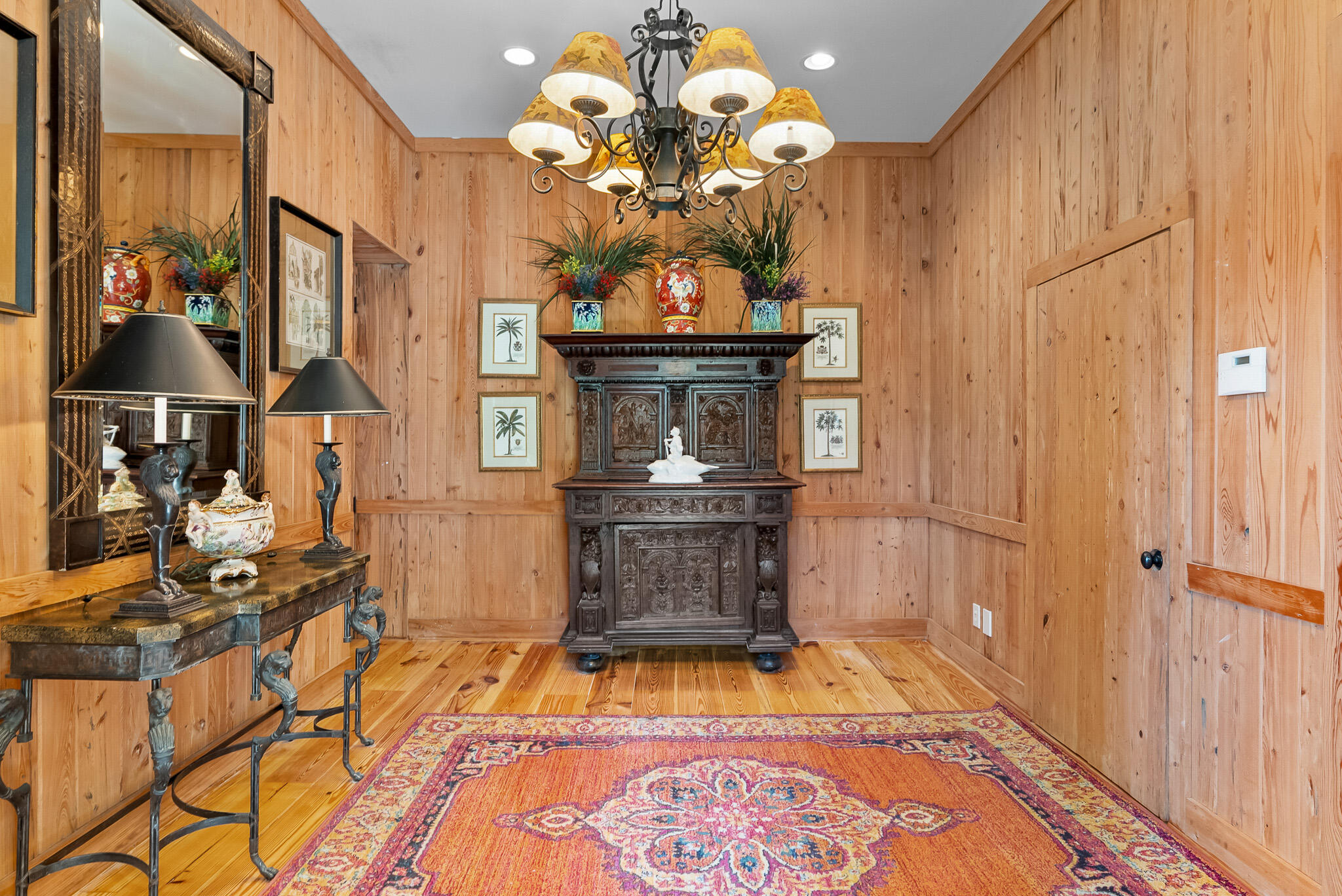 1024 W Ashley Avenue