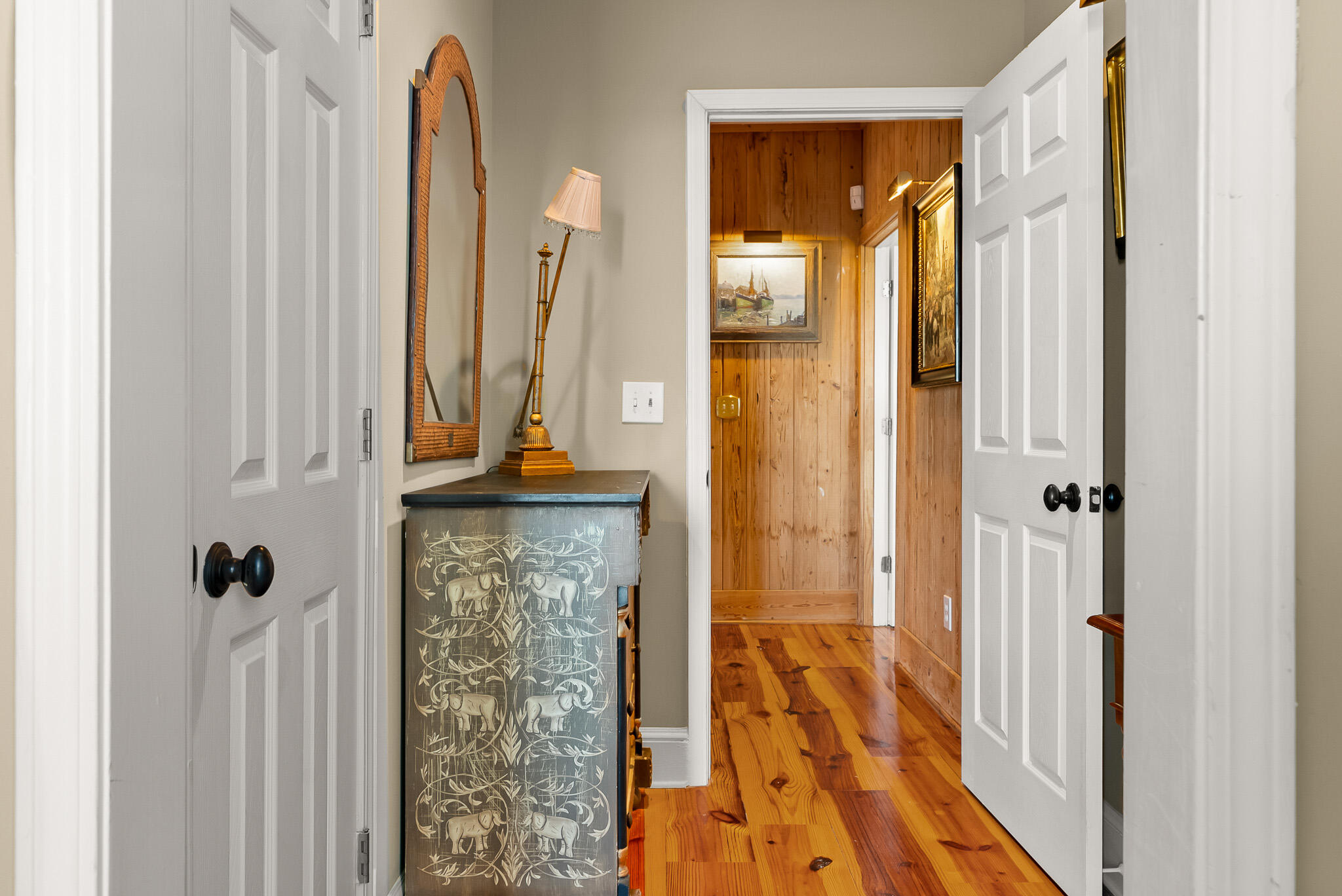 1024 W Ashley Avenue