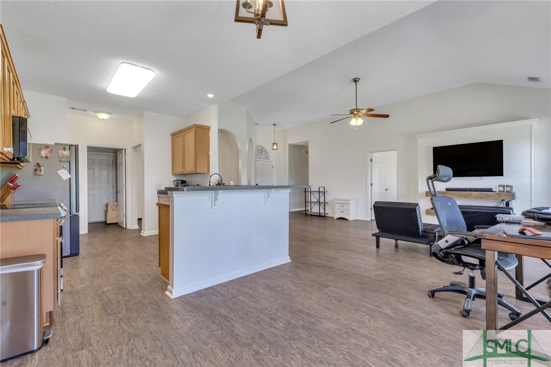 425 Stonebridge Circle
