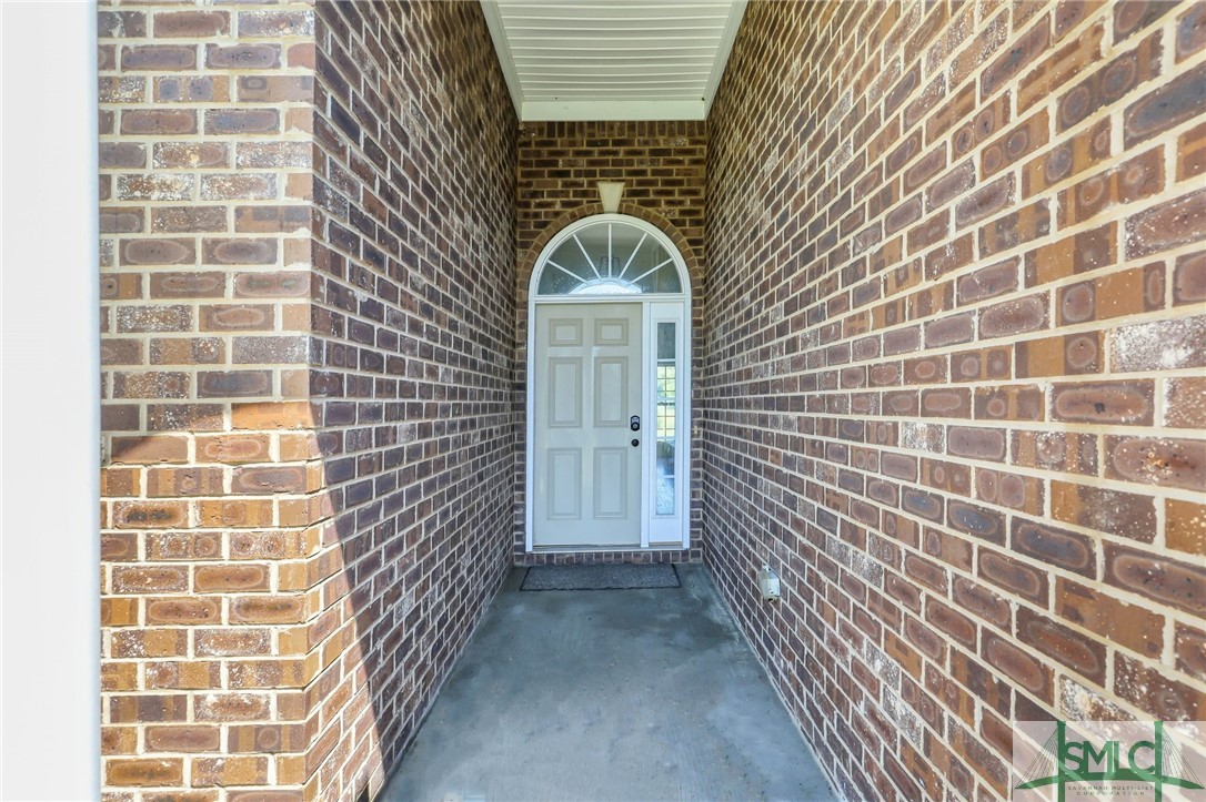 425 Stonebridge Circle