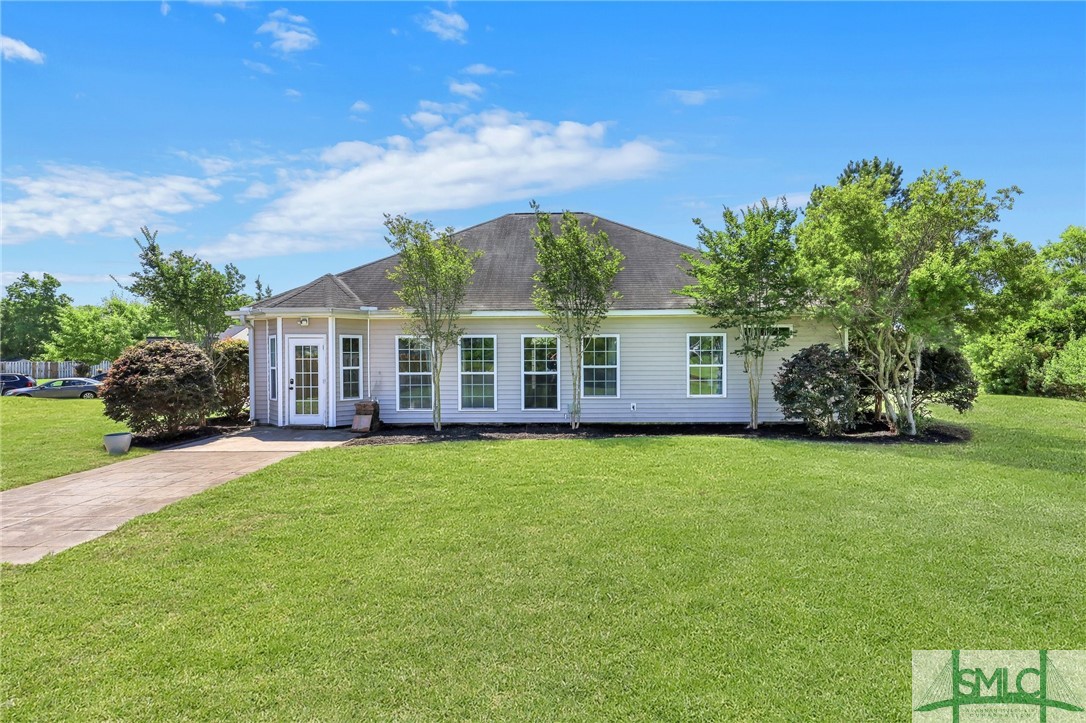 425 Stonebridge Circle