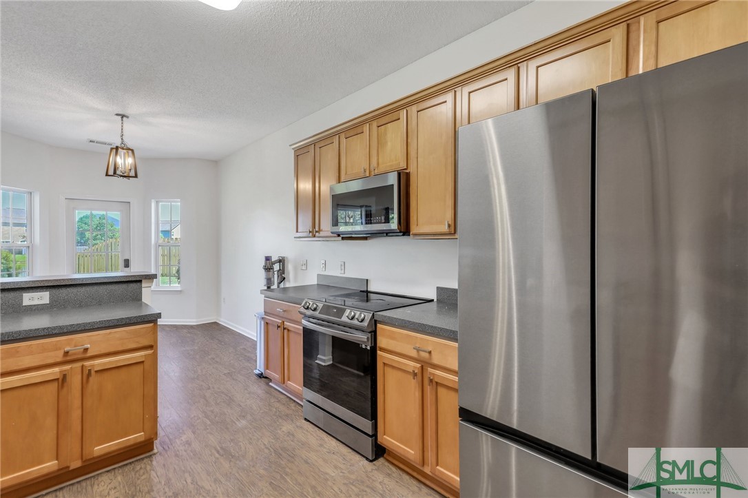 425 Stonebridge Circle