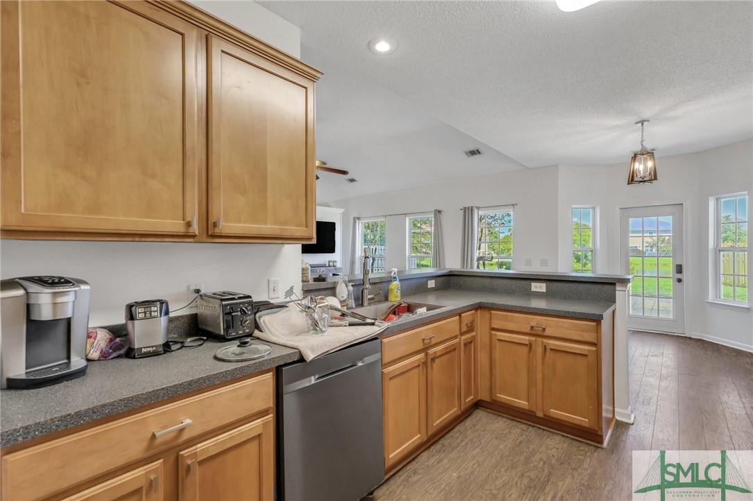 425 Stonebridge Circle