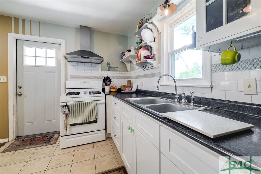 407 Buckhalter Road