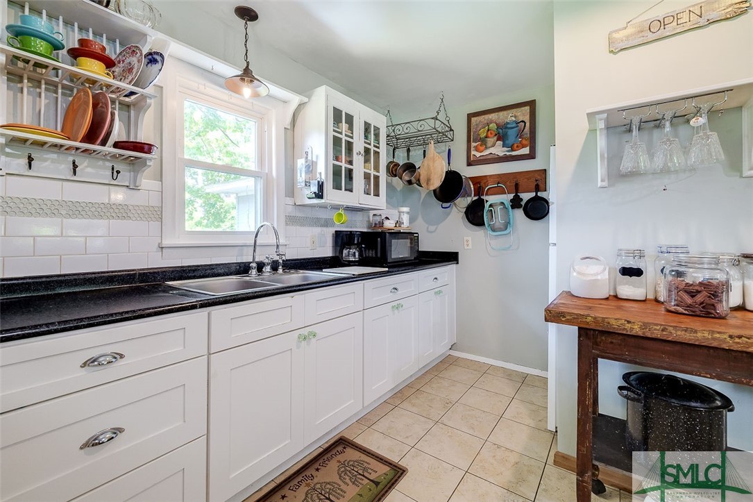 407 Buckhalter Road