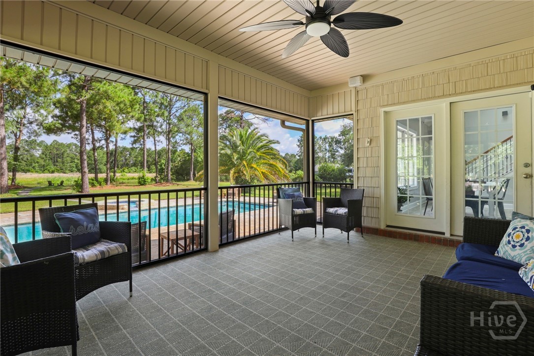 113 Demeries Lake Lane