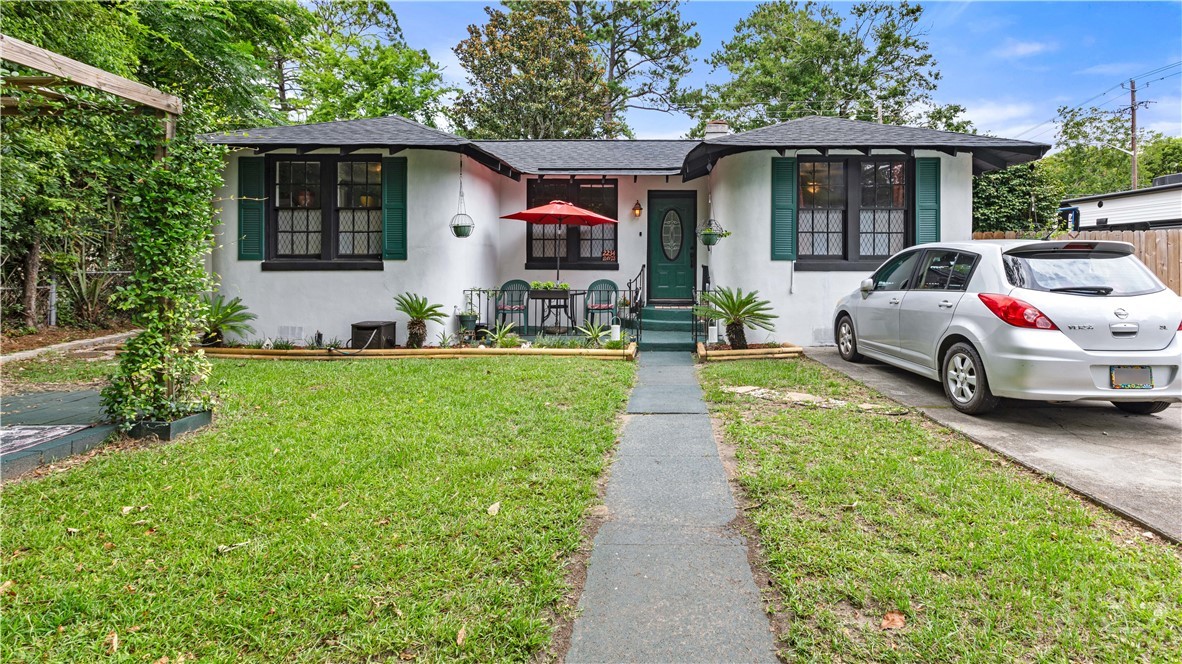 2234 E 40th Street