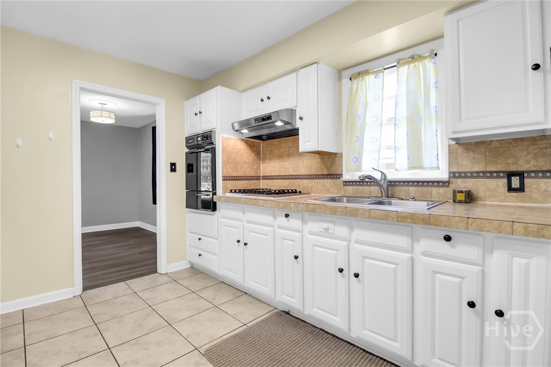 2229 Walz Drive