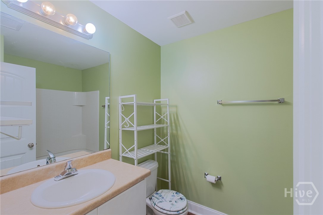 109 Knotty Pine Circle