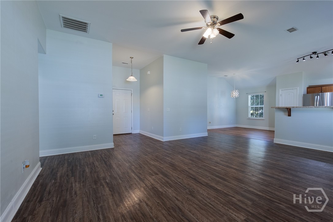 109 Knotty Pine Circle