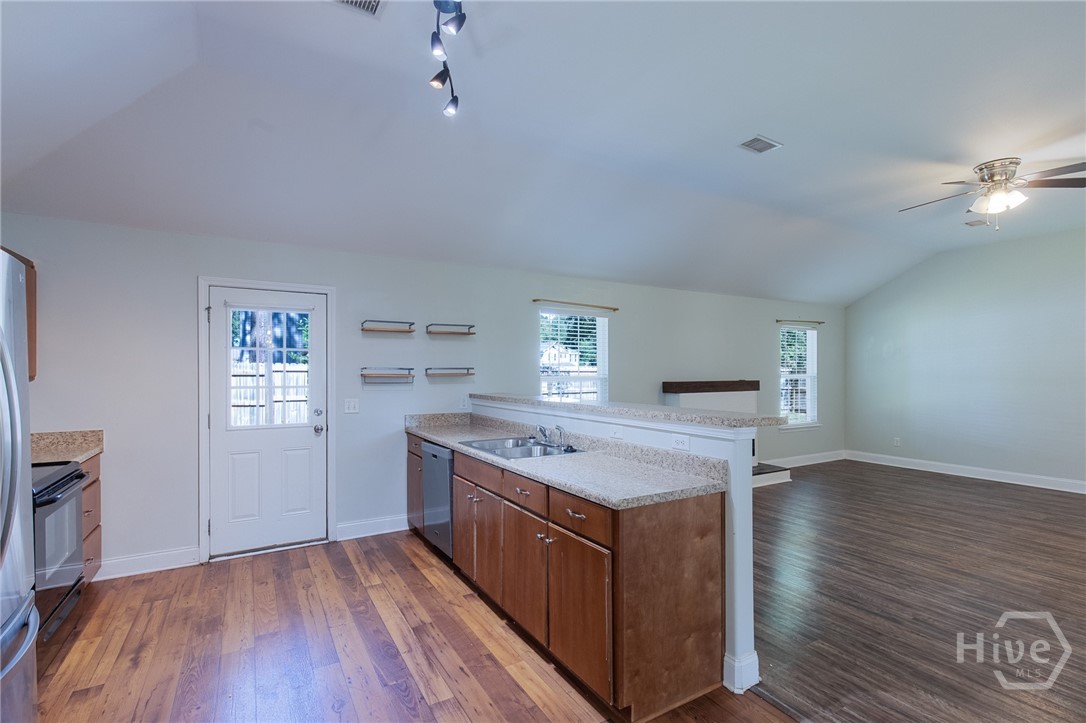 109 Knotty Pine Circle