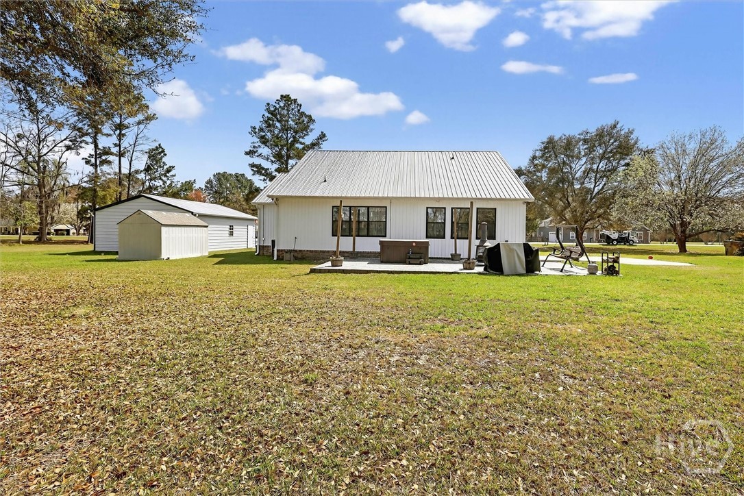 125 Robin Road