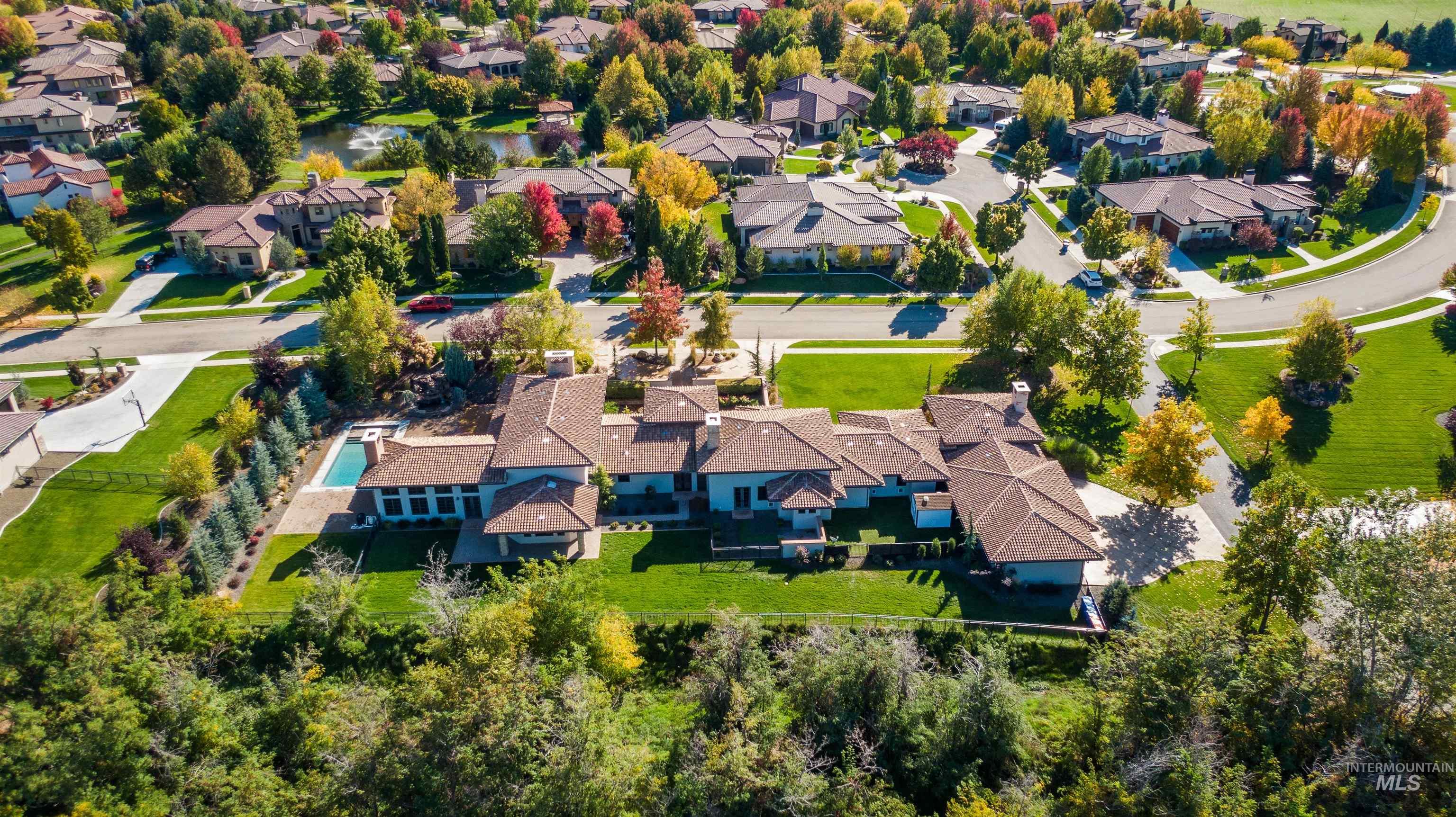 1887 N Moon Bello Way