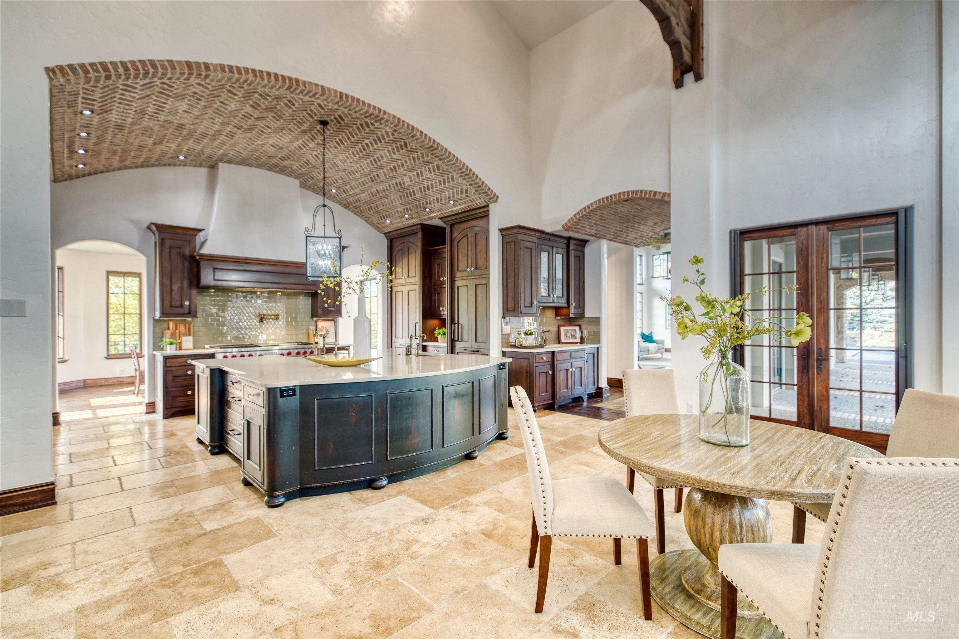 1887 N Moon Bello Way