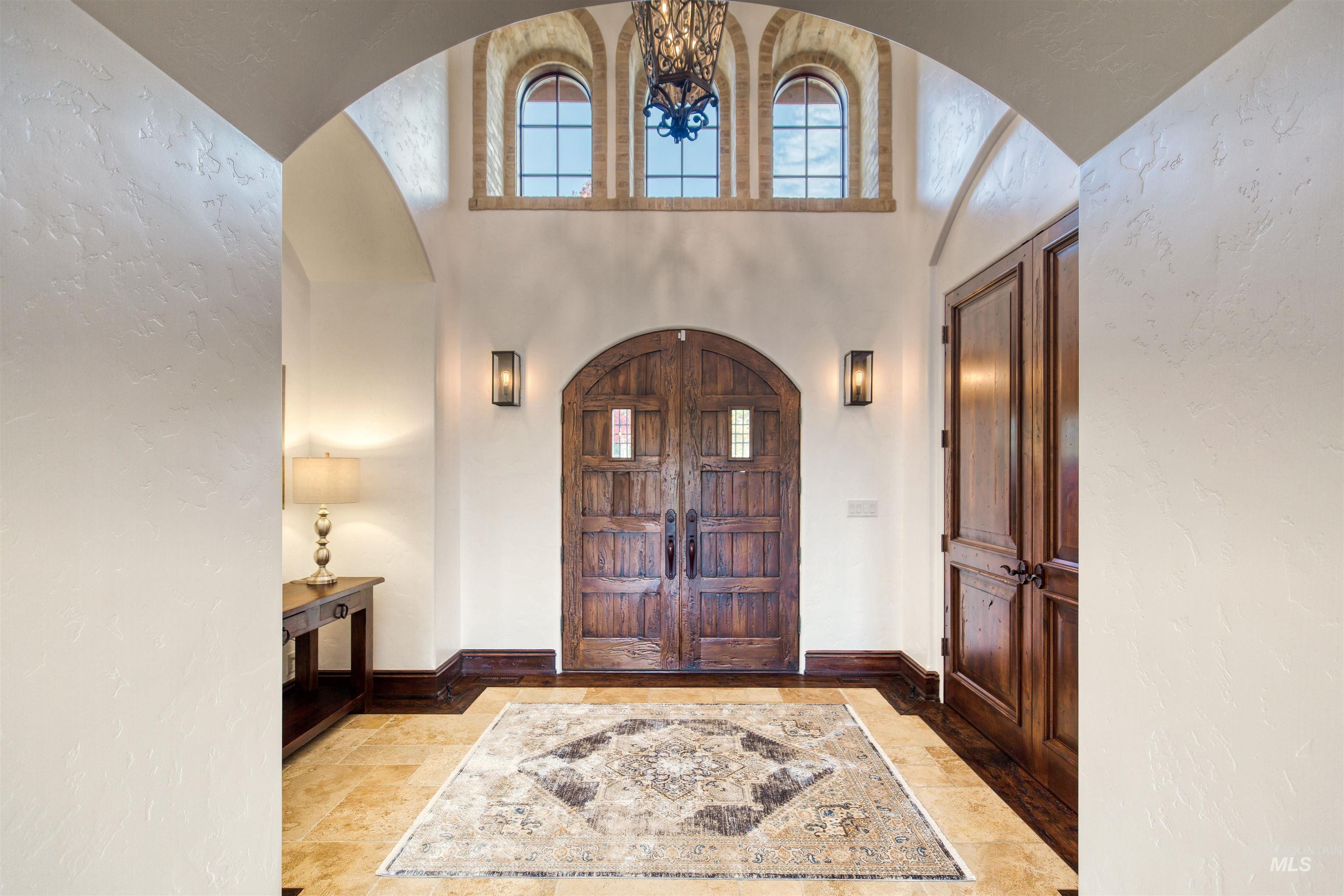 1887 N Moon Bello Way