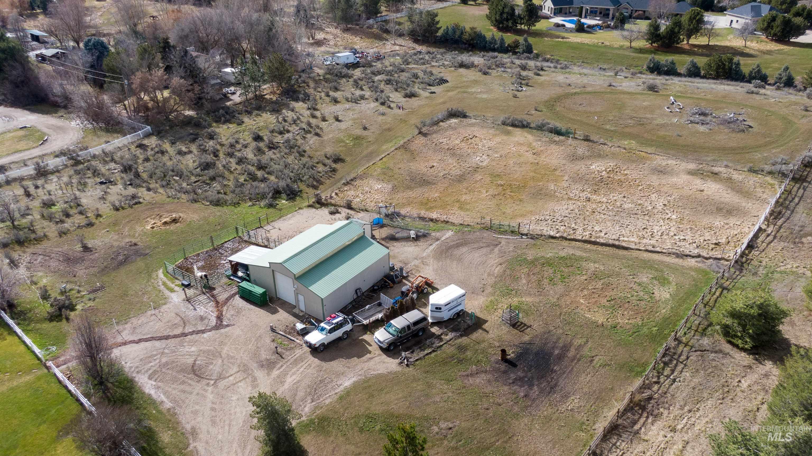 3939 N Falcon Ridge Ln