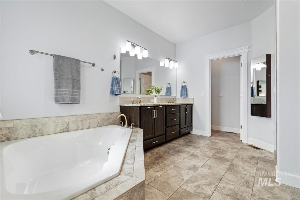 1773 W Piazza Dr.
