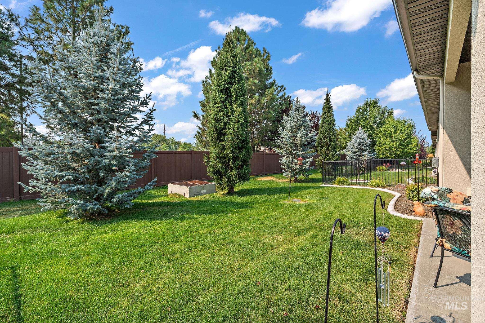 3303 W Crossley Lane