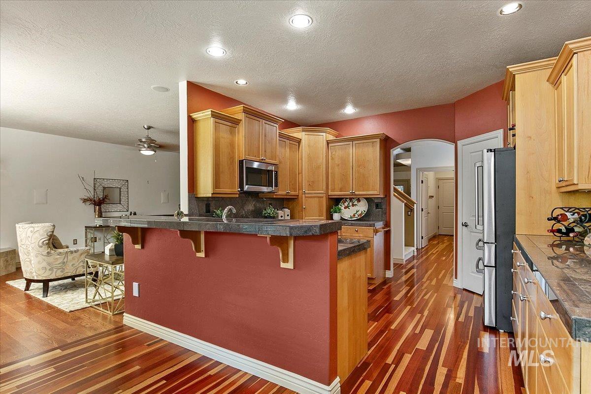 9083 W Pandion Ln