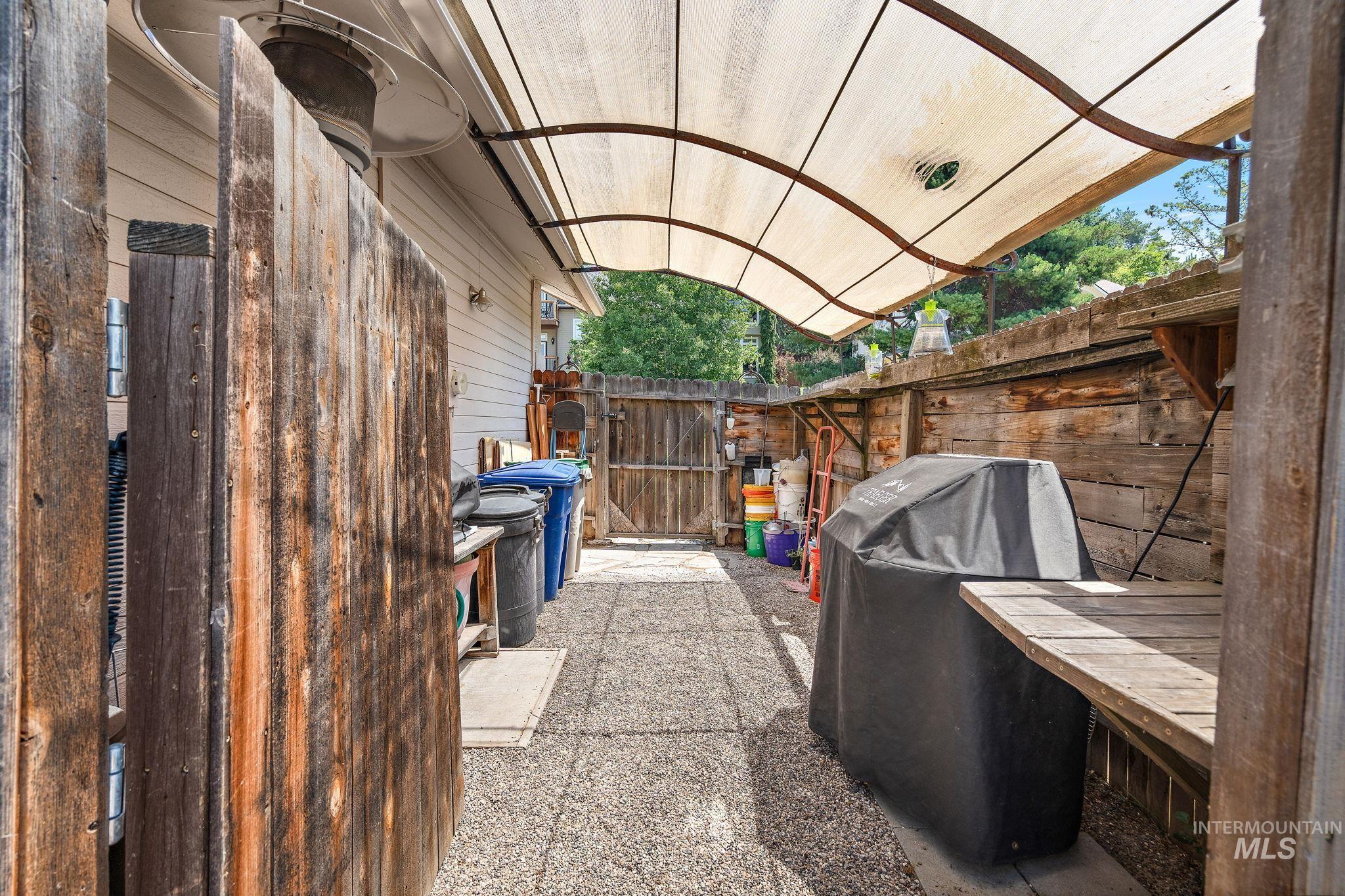 2603 N Peregrine Place