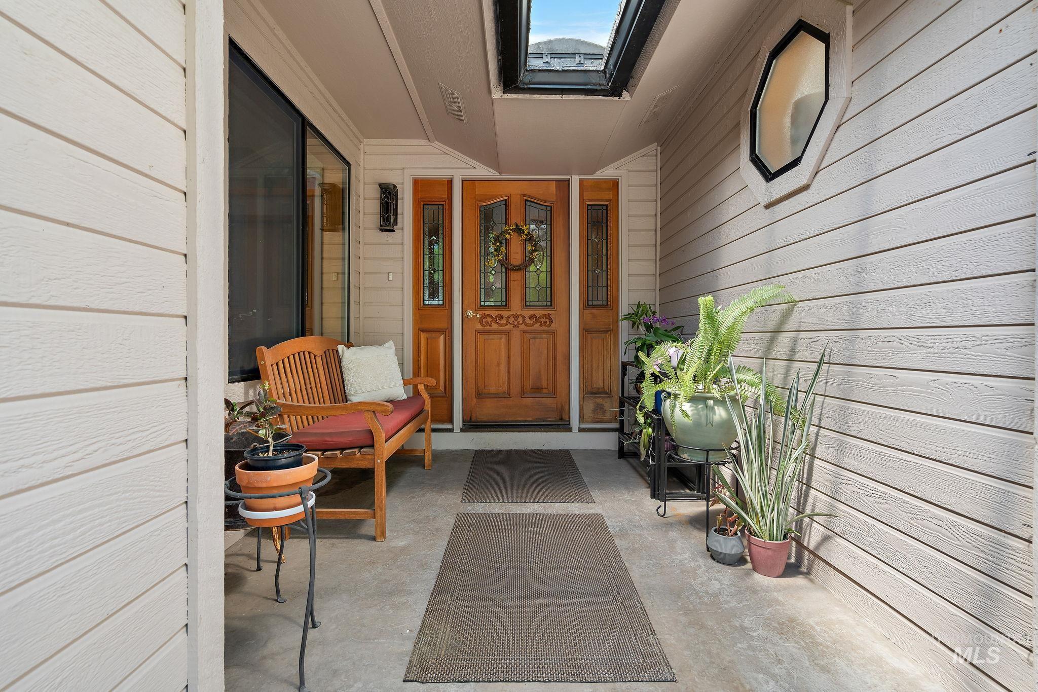 2603 N Peregrine Place