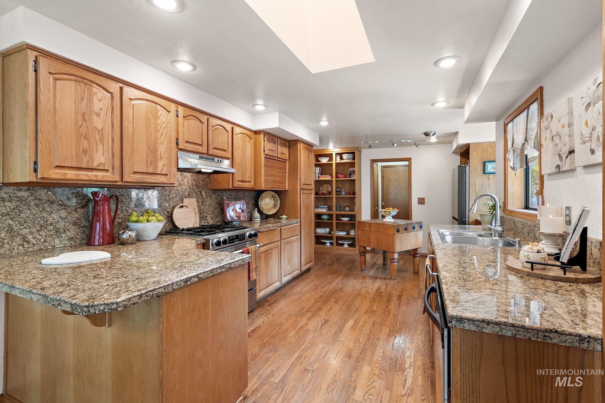 2603 N Peregrine Place