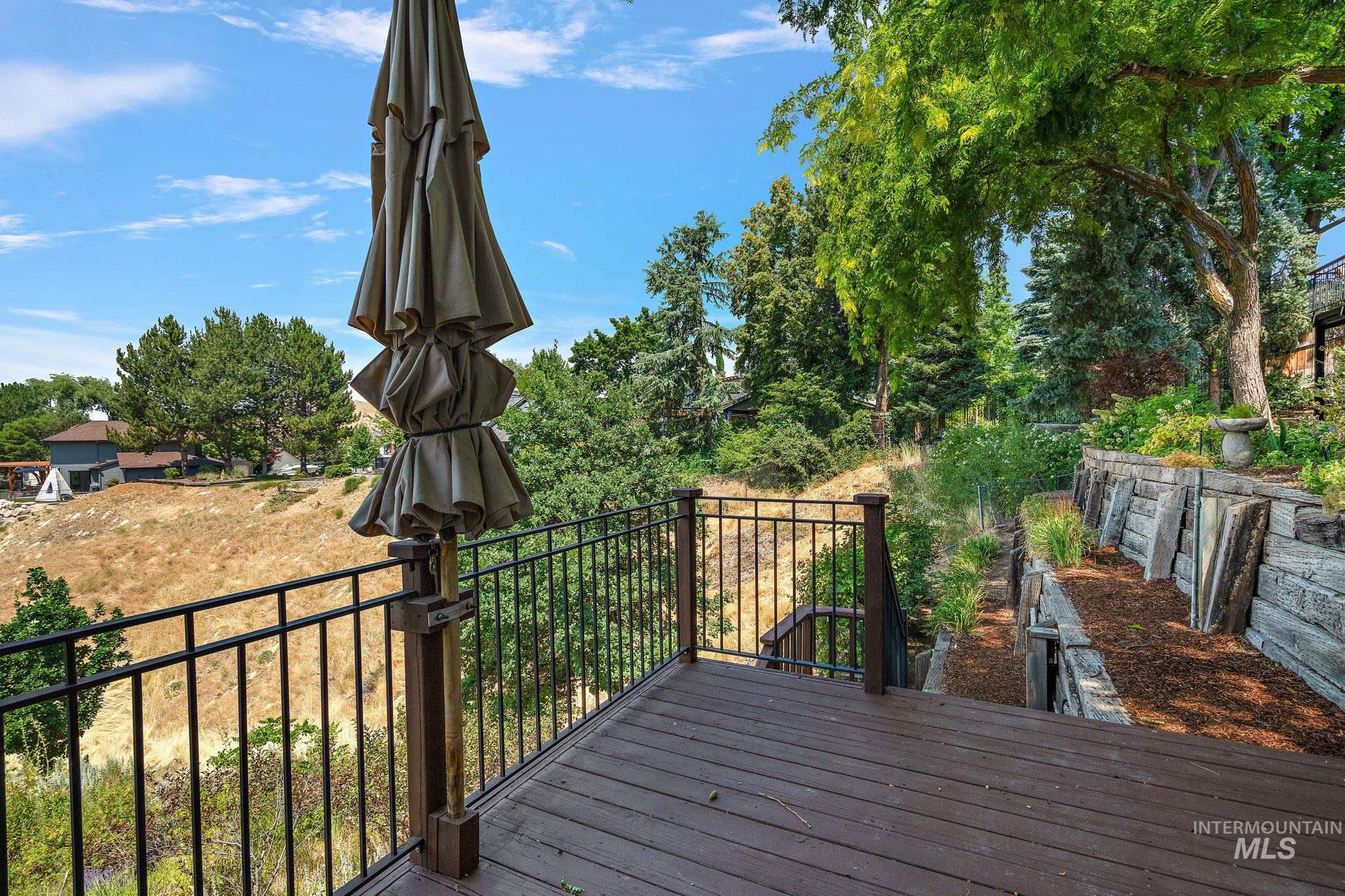 2603 N Peregrine Place