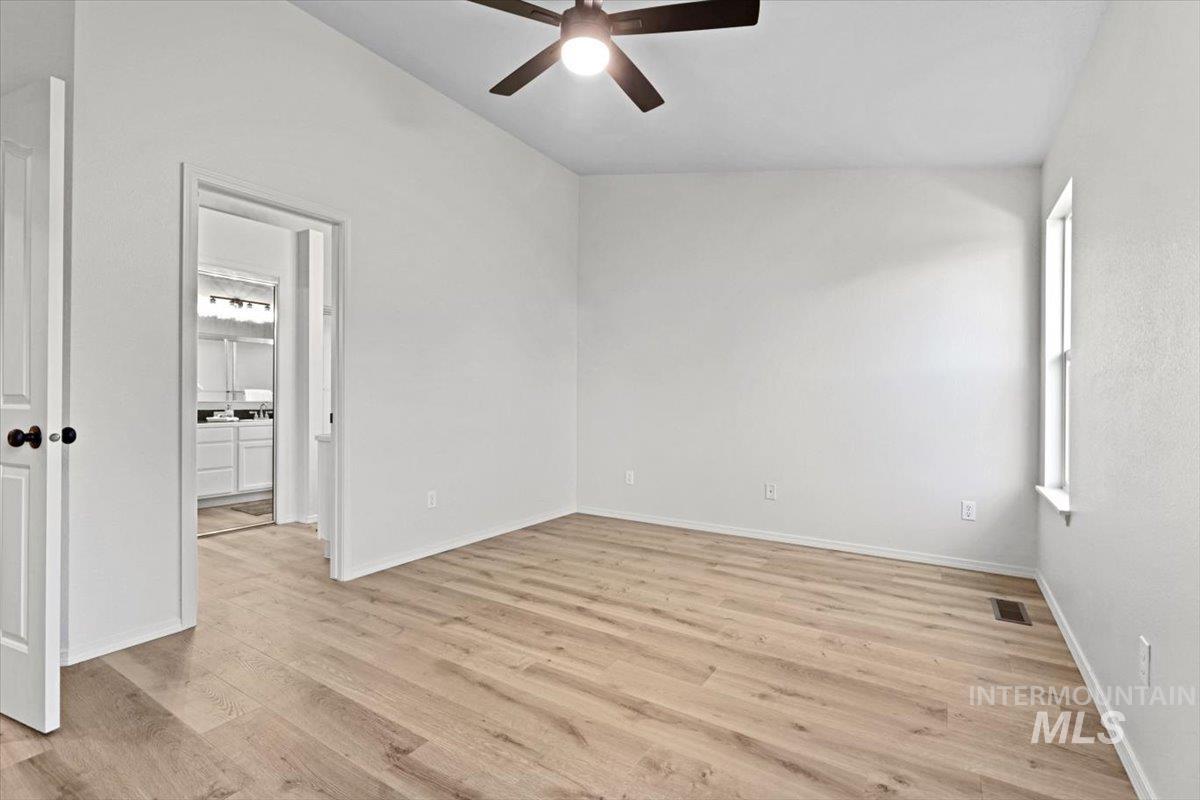 638 W White Fang St.