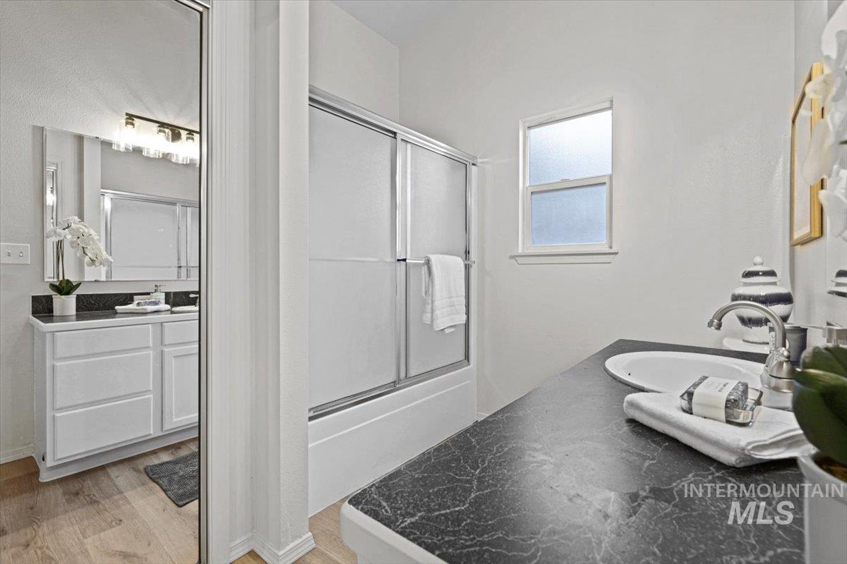 638 W White Fang St.