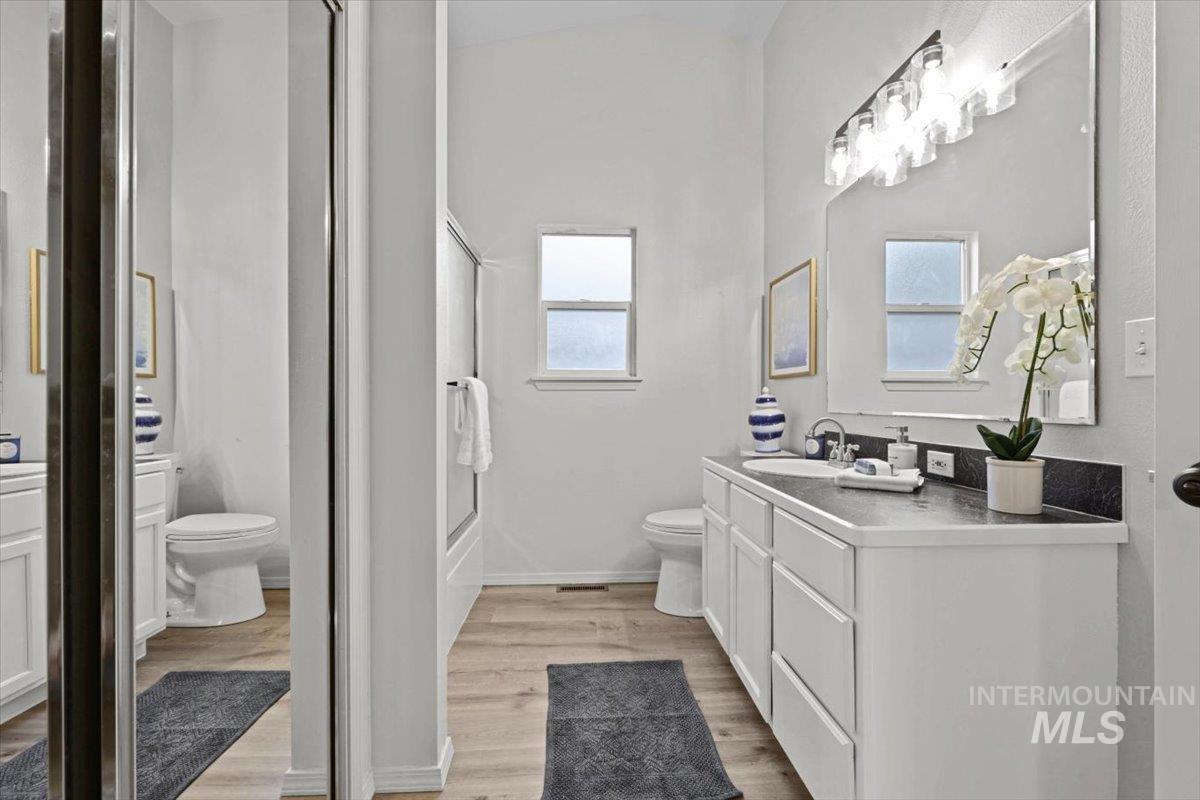 638 W White Fang St.