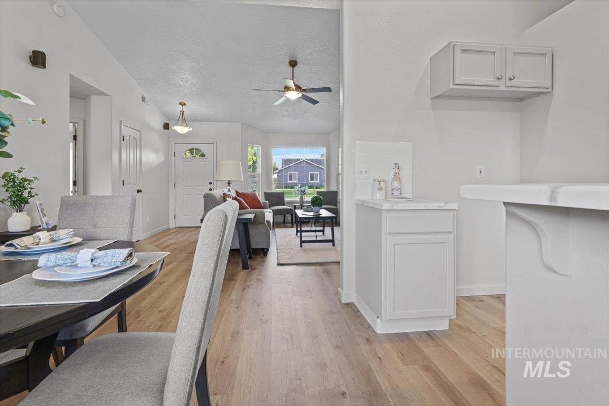 638 W White Fang St.