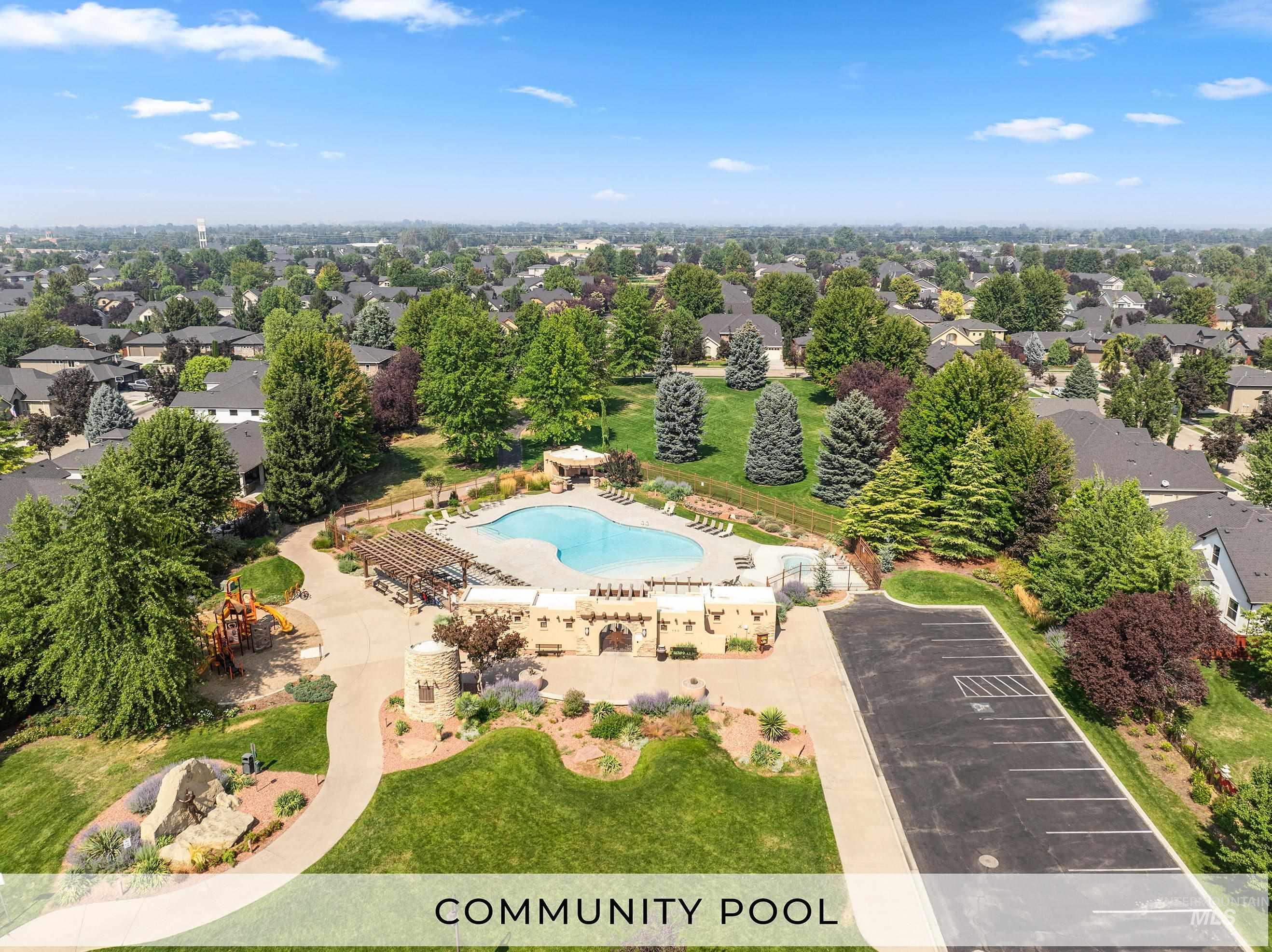 857 E Yucca Canyon St