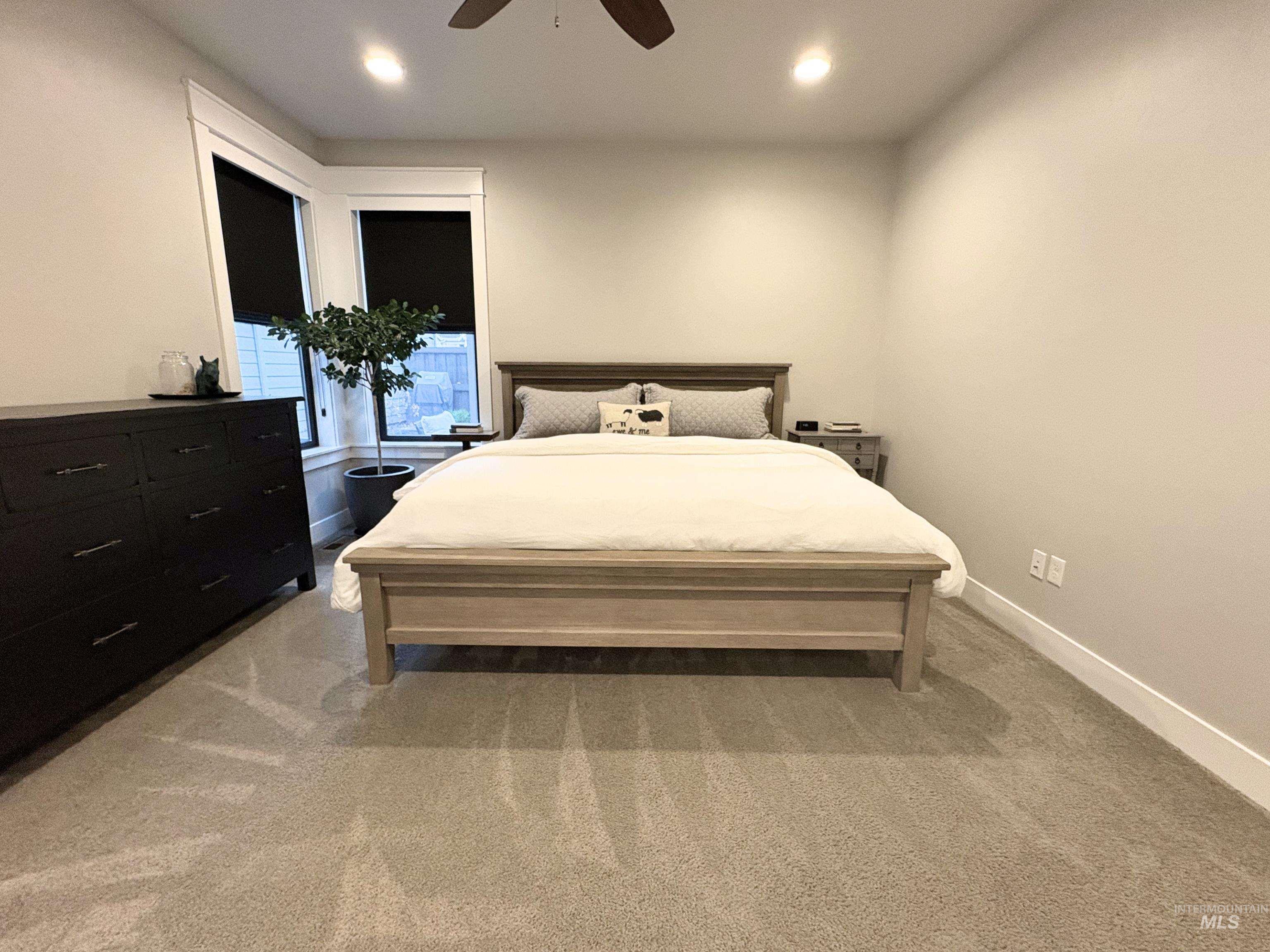 3244 W Antelope View Dr
