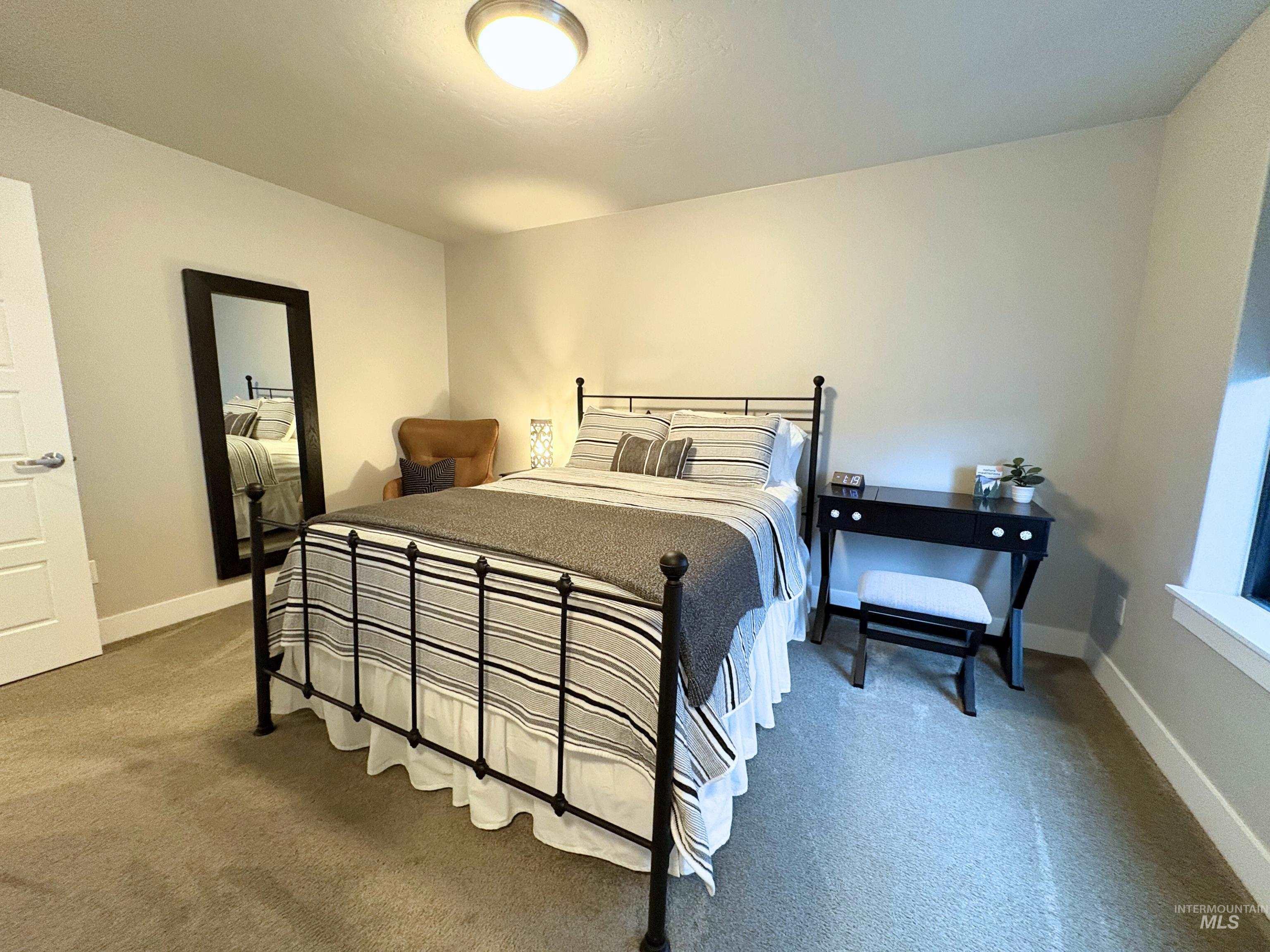 3244 W Antelope View Dr