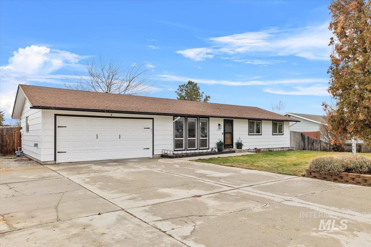 7853 W Amity Rd