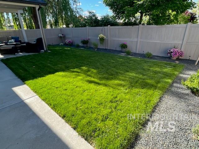 1386 W Woodpine St