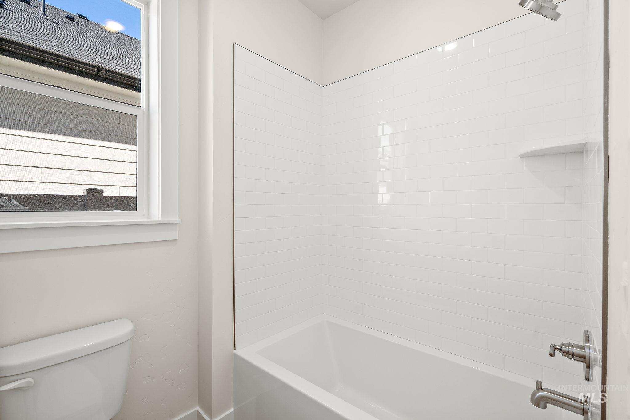 5474 W Double Blue St