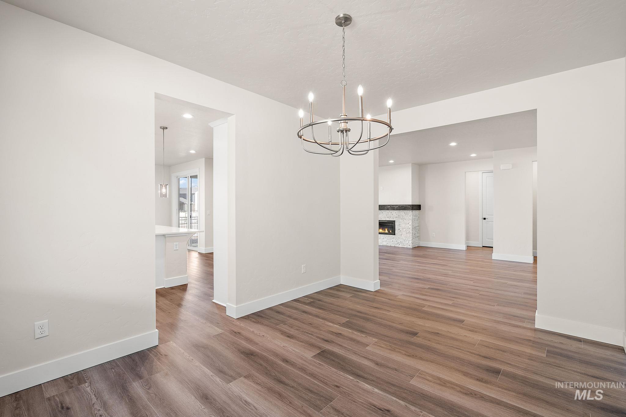 5474 W Double Blue St