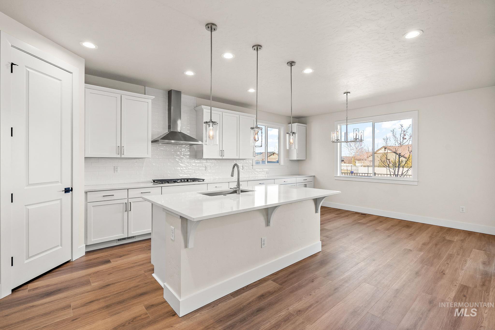 5474 W Double Blue St