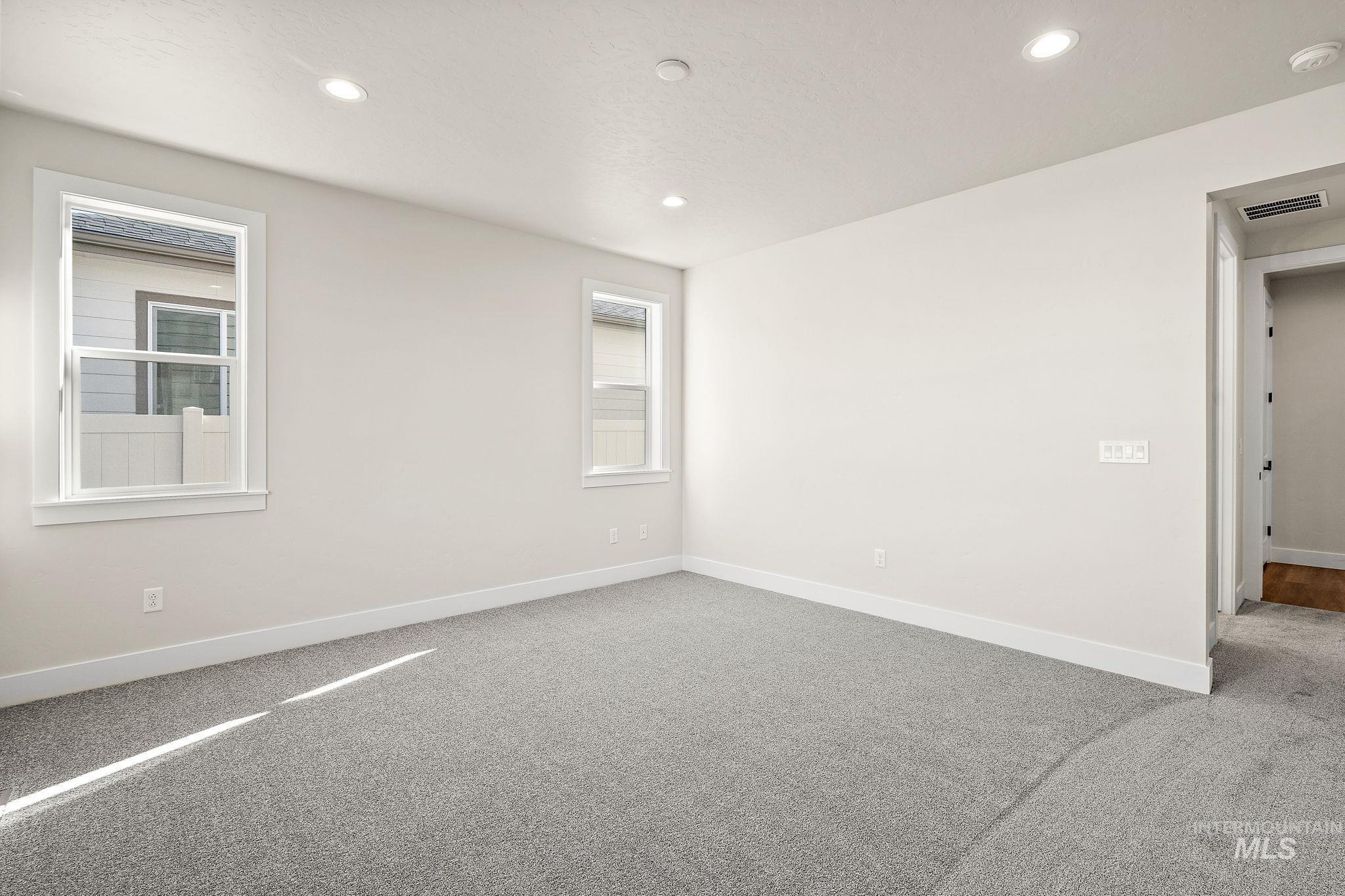 5474 W Double Blue St