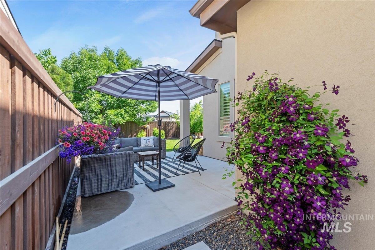 3990 W Sugar Tree Dr