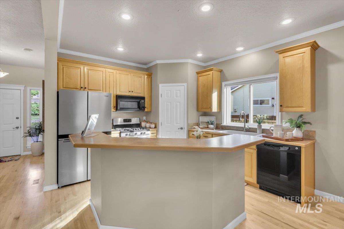 1354 E Nest View Ct