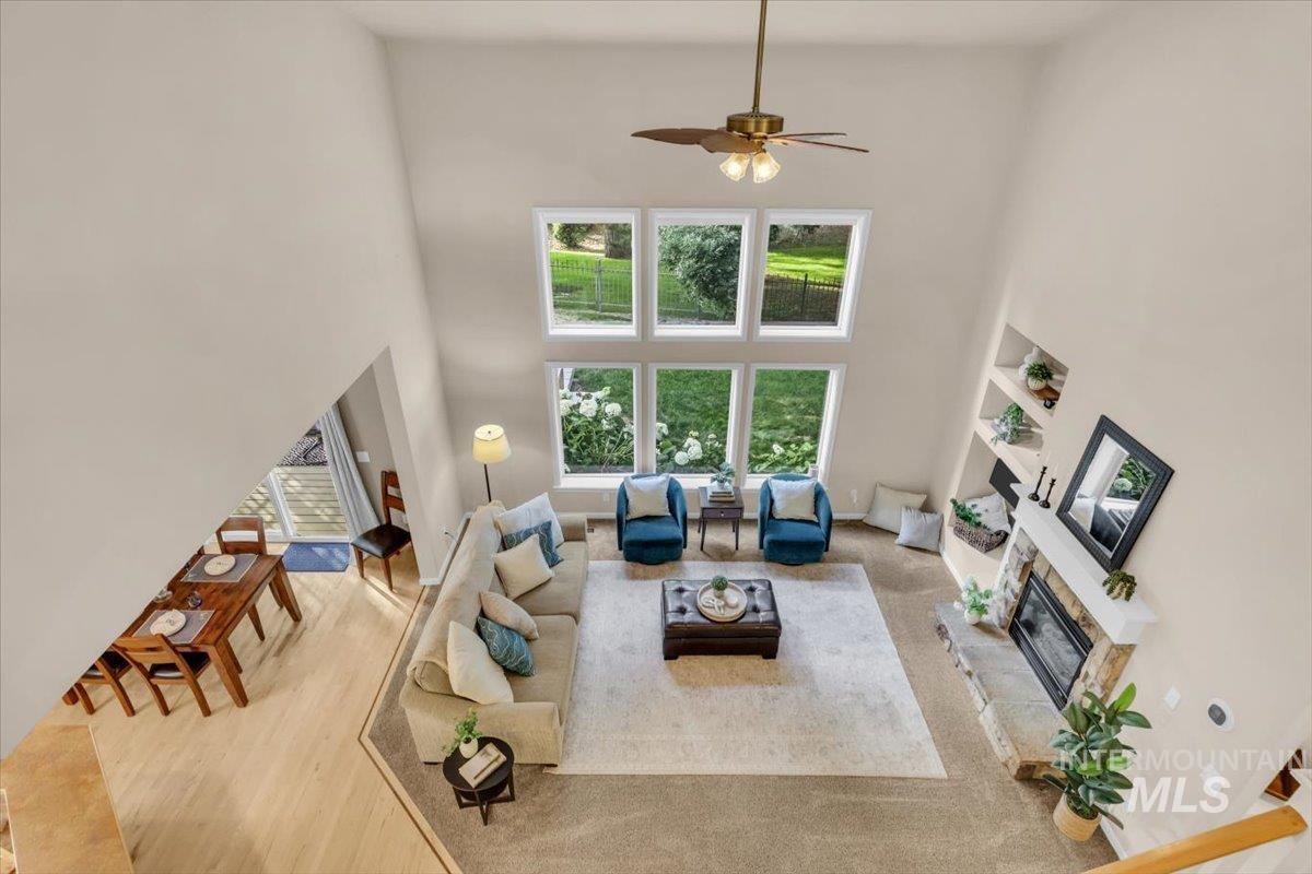 1354 E Nest View Ct