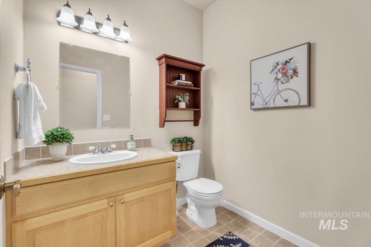1354 E Nest View Ct
