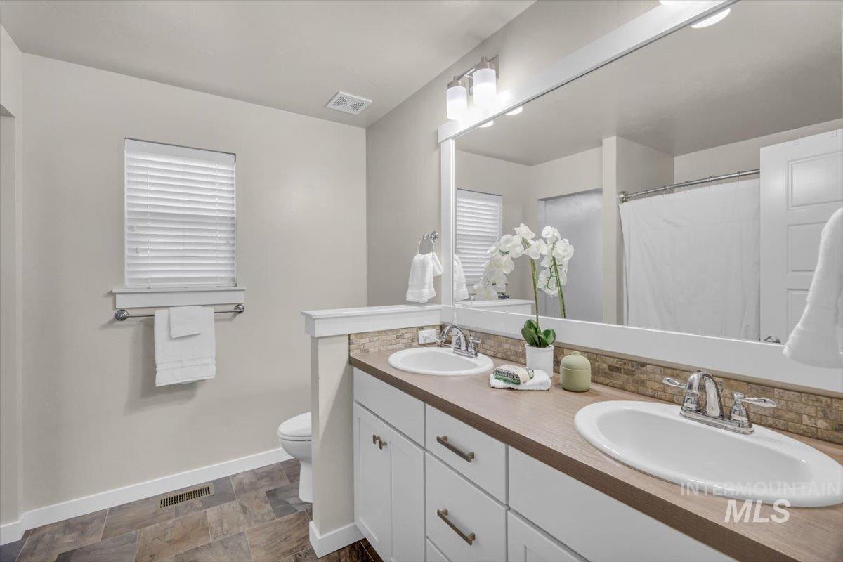 1164 W Flower Garden St.