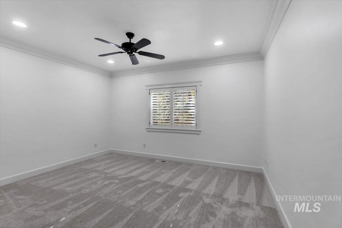 3364 S Temperance Way