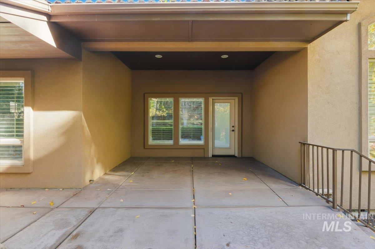 3364 S Temperance Way